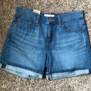 Levi’s shorts